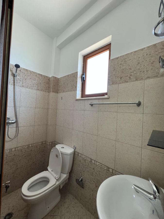 Guest House Il Palazzo ドゥラス エクステリア 写真